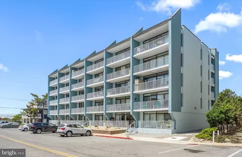12 42nd St #502, Ocean City, MD 21842