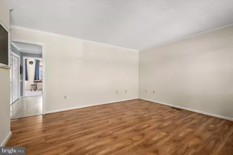 8 Nelson St, Berlin, MD 21811 photo 4