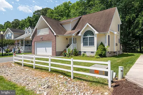 52 Hingham Ln, Berlin, MD 21811