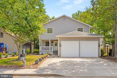 207 140th St, Ocean City, MD 21842