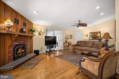 21 Fairway Ln, Ocean Pines, MD 21811 photo 8