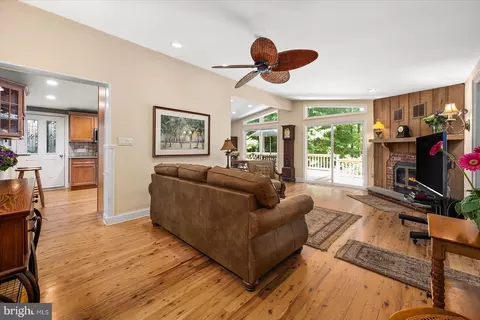 21 Fairway Ln, Ocean Pines, MD 21811 photo 10