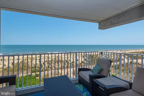5 77th St #301, Ocean City, MD 21842
