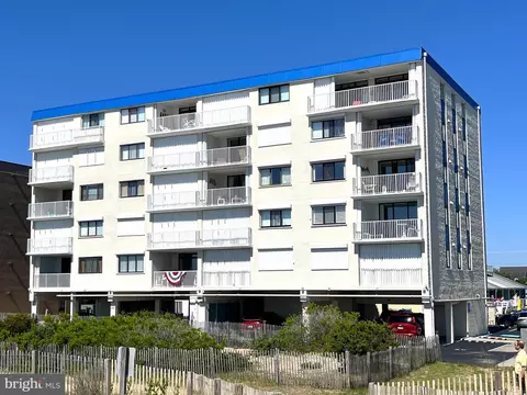 7209 Atlantic Ave #2D, Ocean City, MD 21842