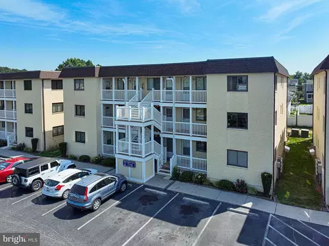 717 142nd St #C313, Ocean City, MD 21842