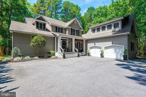 407 Charlotte Ct, Ocean Pines, MD 21811