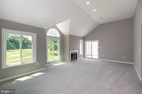 11602 Masters Ln #121, Berlin, MD 21811 photo 6