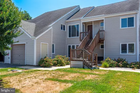 11602 Masters Ln #121, Berlin, MD 21811 photo 4