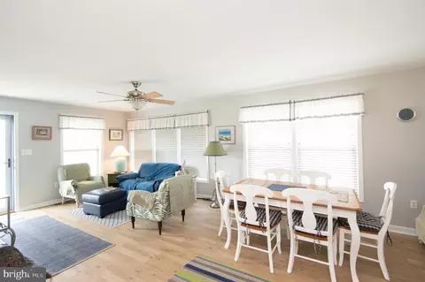 Dining - 13 Blue Heron Cir, Berlin, MD 21811 photo 1 of 2