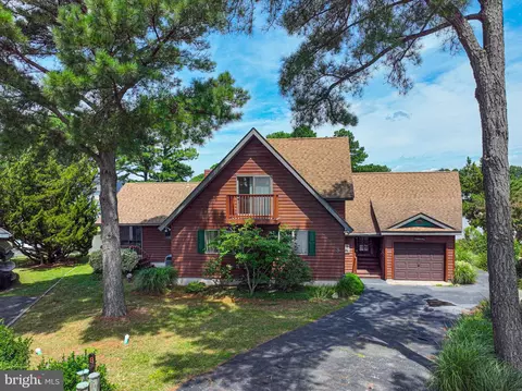 8 Laport Ct, Ocean Pines, MD 21811