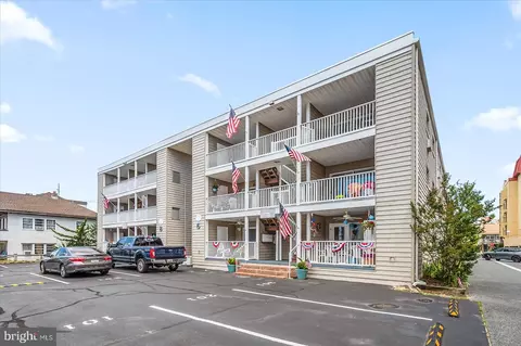 6 64th St #301, Ocean City, MD 21842