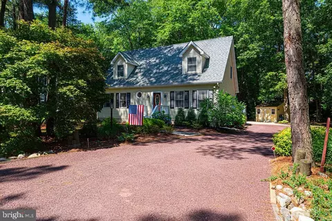 4 Castle Dr, Ocean Pines, MD 21811 photo 3