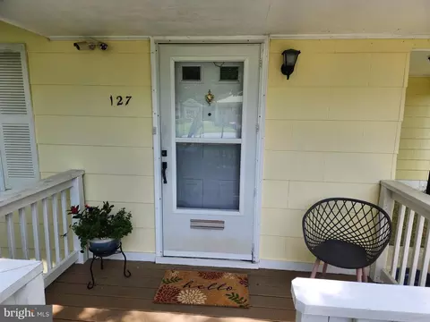 127 Branch St W, Berlin, MD 21811 photo 2