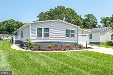 46 Coastal Dr, Berlin, MD 21811 photo 3