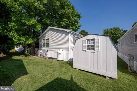 Exterior - 329 Pine Cone Dr, Berlin, MD 21811 photo 2 of 2