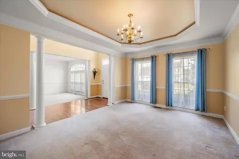 Living - 207 Powell Cir, Berlin, MD 21811 photo 1 of 5