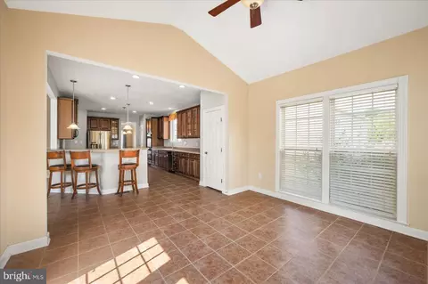 Entry Way - 207 Powell Cir, Berlin, MD 21811 photo 6 of 13