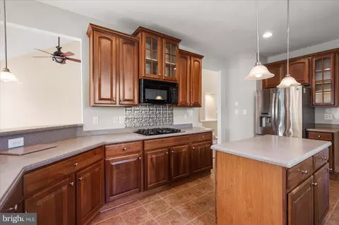 Kitchen - 207 Powell Cir, Berlin, MD 21811 photo 1 of 6