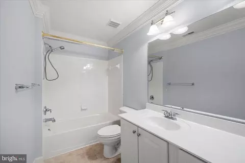 Bath - 207 Powell Cir, Berlin, MD 21811 photo 4 of 4