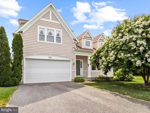 Exterior - 203 Flagship Cir, Berlin, MD 21811 photo 13 of 14