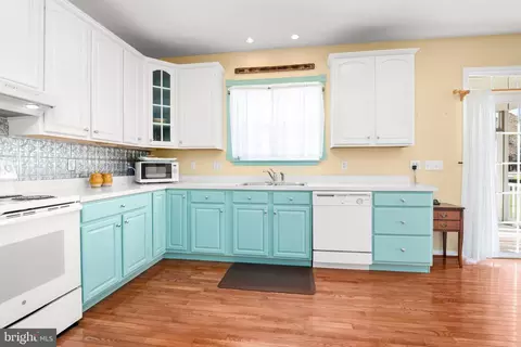 Kitchen - 203 Flagship Cir, Berlin, MD 21811 photo 4 of 7