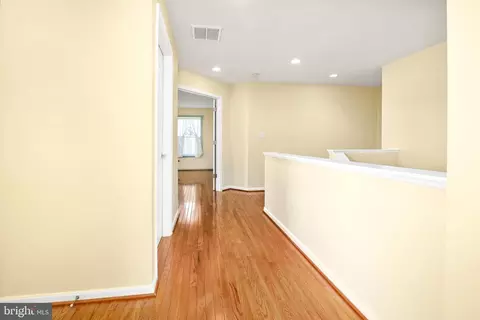 Entry Way - 203 Flagship Cir, Berlin, MD 21811 photo 7 of 9