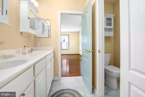 Entry Way - 203 Flagship Cir, Berlin, MD 21811 photo 6 of 9