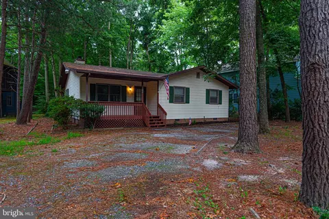 72 Capetown Rd, Ocean Pines, MD 21811
