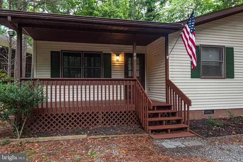 Exterior - 72 Capetown Rd, Ocean Pines, MD 21811 photo 2 of 12