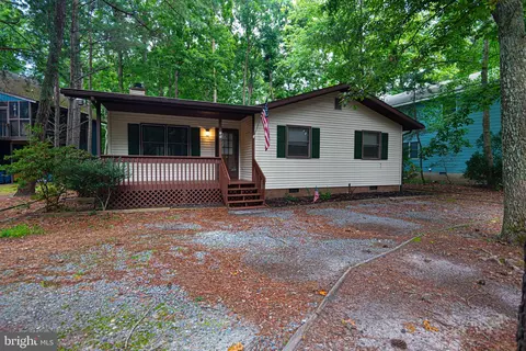 Exterior - 72 Capetown Rd, Ocean Pines, MD 21811 photo 1 of 12