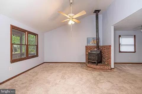 Living - 72 Capetown Rd, Ocean Pines, MD 21811 photo 2 of 3