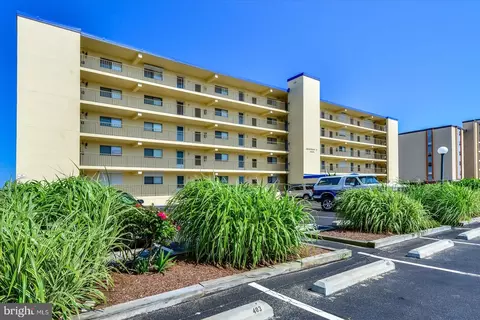 13001 Wight St #203, Ocean City, MD 21842