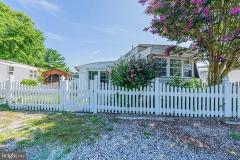 11003 Grays Corner Rd #109, Berlin, MD 21811
