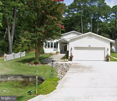 259 Windjammer Rd, Ocean Pines, MD 21811