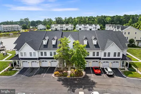11100 Blockade Ln #206, Berlin, MD 21811