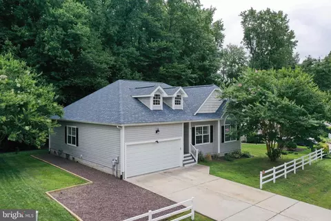 7 Links Ln, Berlin, MD 21811 photo 3