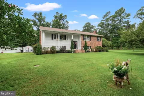 1442 New Bridge Rd, Pocomoke City, MD 21851