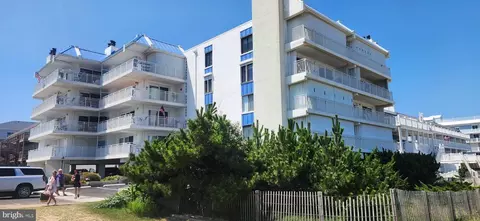 2 121st St #101, Ocean City, MD 21842