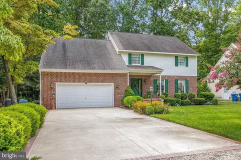 16 Sloop Ln, Ocean Pines, MD 21811