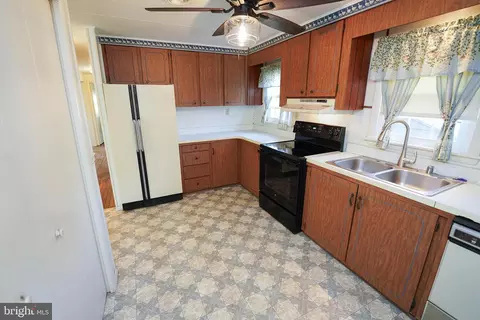 Kitchen - 12461 Dixie Dr, Bishopville, MD 21813 photo 1 of 1