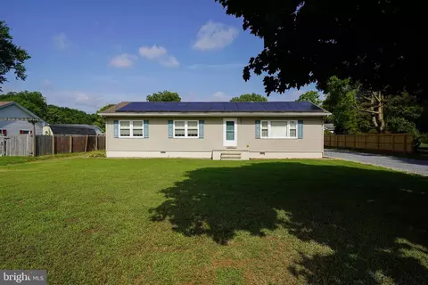 12461 Dixie Dr, Bishopville, MD 21813