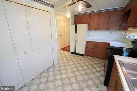 Entry Way - 12461 Dixie Dr, Bishopville, MD 21813 photo 1 of 4