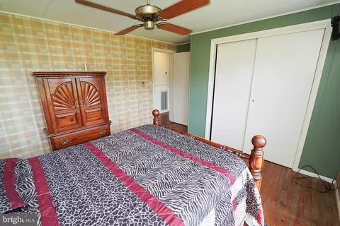 Bedroom - 12461 Dixie Dr, Bishopville, MD 21813 photo 5 of 8