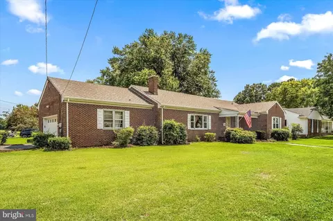 301 Coulbourne Ln, Snow Hill, MD 21863