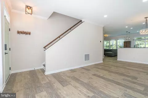 Entry Way - 325 Schooner Ln #206, Berlin, MD 21811 photo 2 of 13