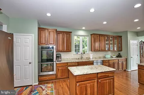 Kitchen - 280 Powell Cir, Berlin, MD 21811 photo 1 of 5