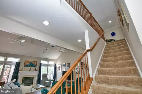 Entry Way - 280 Powell Cir, Berlin, MD 21811 photo 5 of 15