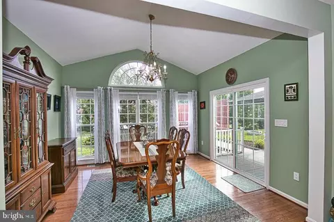Dining - 280 Powell Cir, Berlin, MD 21811 photo 4 of 6