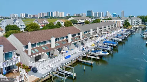 717 94th St #7, Ocean City, MD 21842
