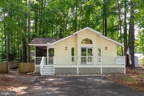 26 White Horse Dr, Ocean Pines, MD 21811